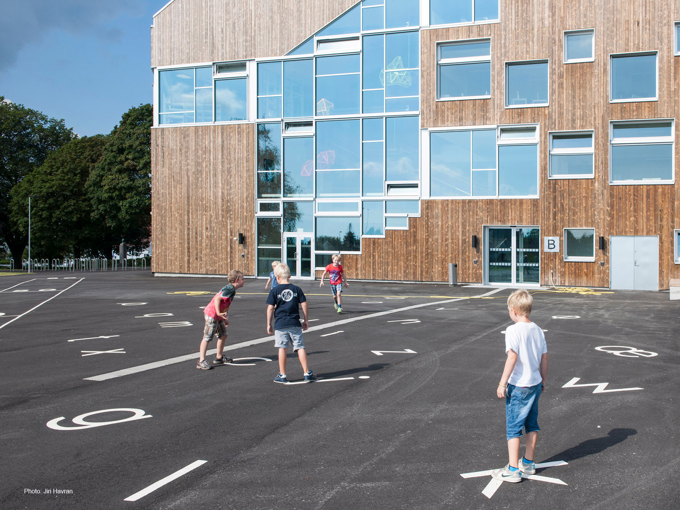 Mesterfjellet Skole - skolegård